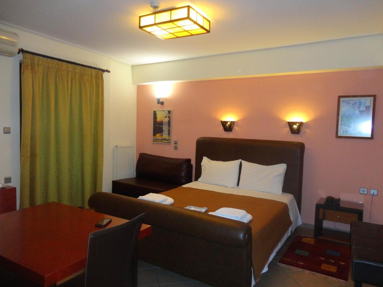 Lirio Guest House Makrakómi Kültér fotó