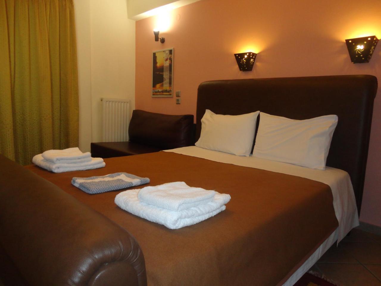 Lirio Guest House Makrakómi Kültér fotó